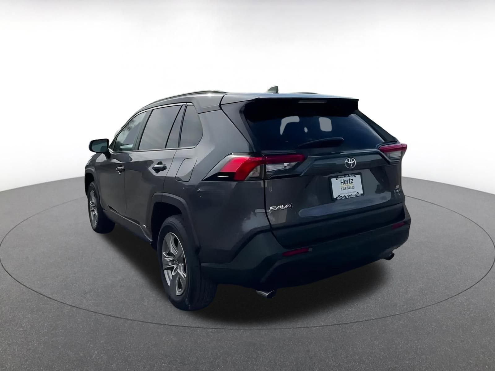 Thumbnail: 2025 Toyota RAV4 - 11