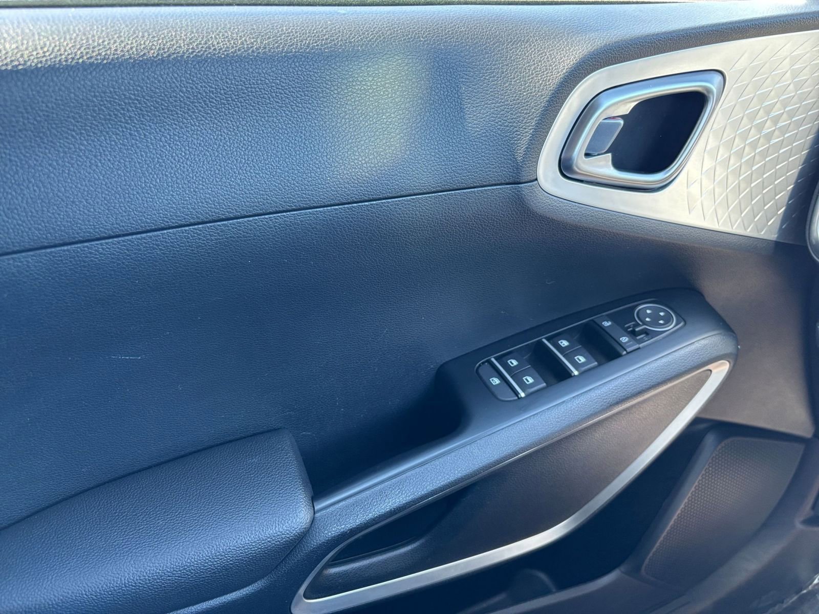 Thumbnail: 2025 Kia Soul - 18