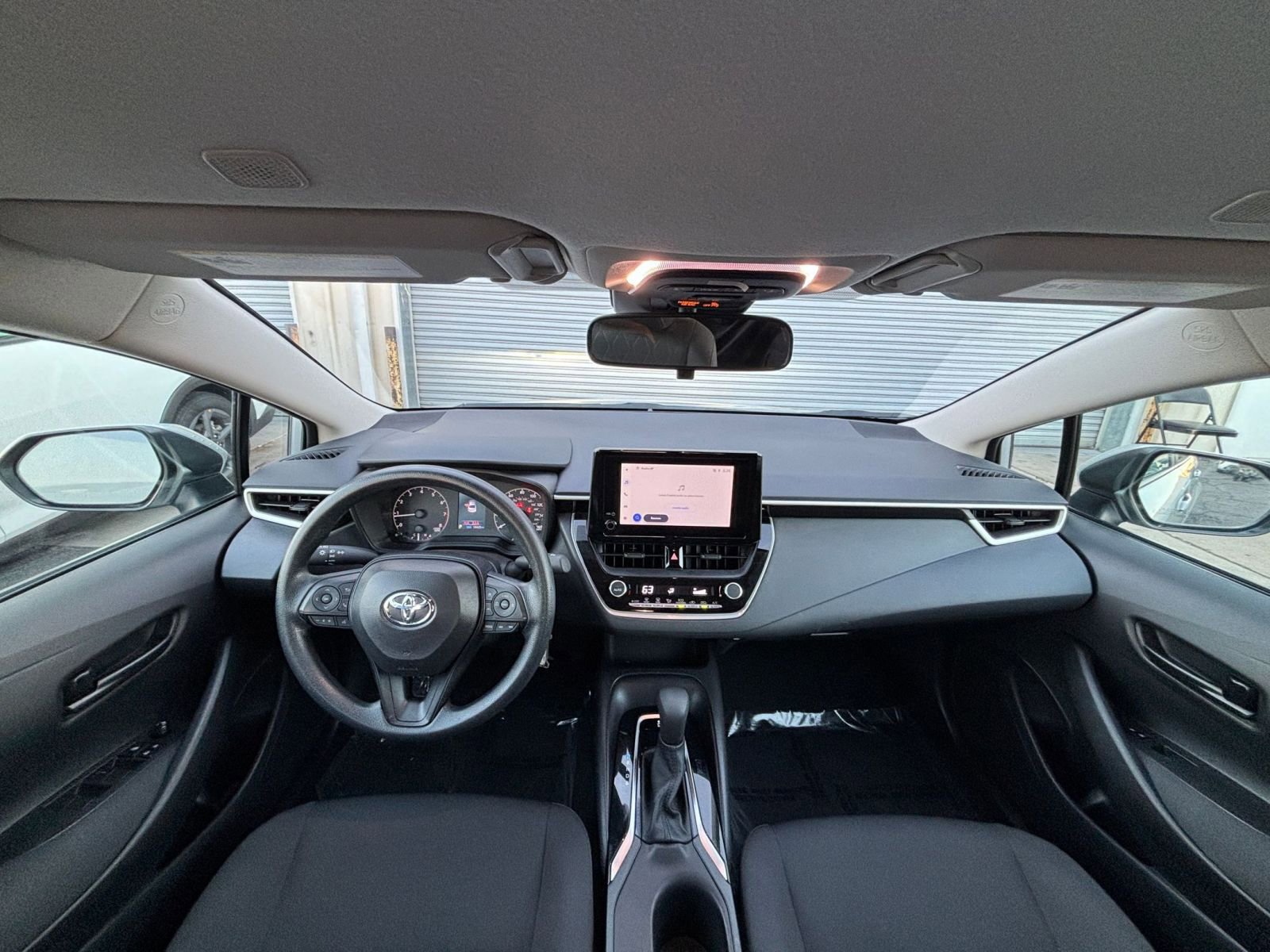 Thumbnail: 2025 Toyota Corolla - 31