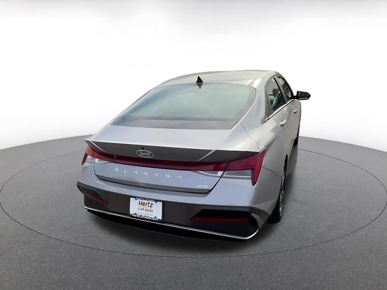 Thumbnail: 2025 Hyundai Elantra - 14