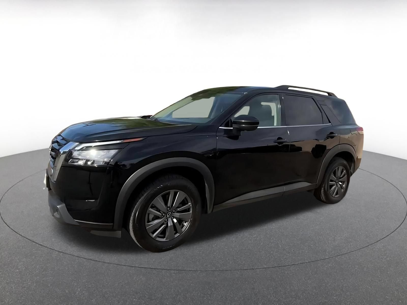 Thumbnail: 2025 Nissan Pathfinder - 8