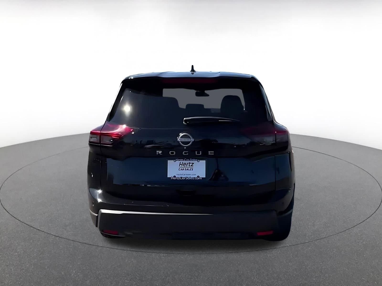 Thumbnail: 2025 Nissan Rogue - 12