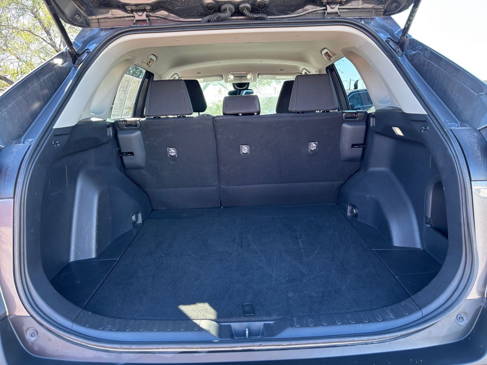 Thumbnail: 2025 Toyota RAV4 - 30