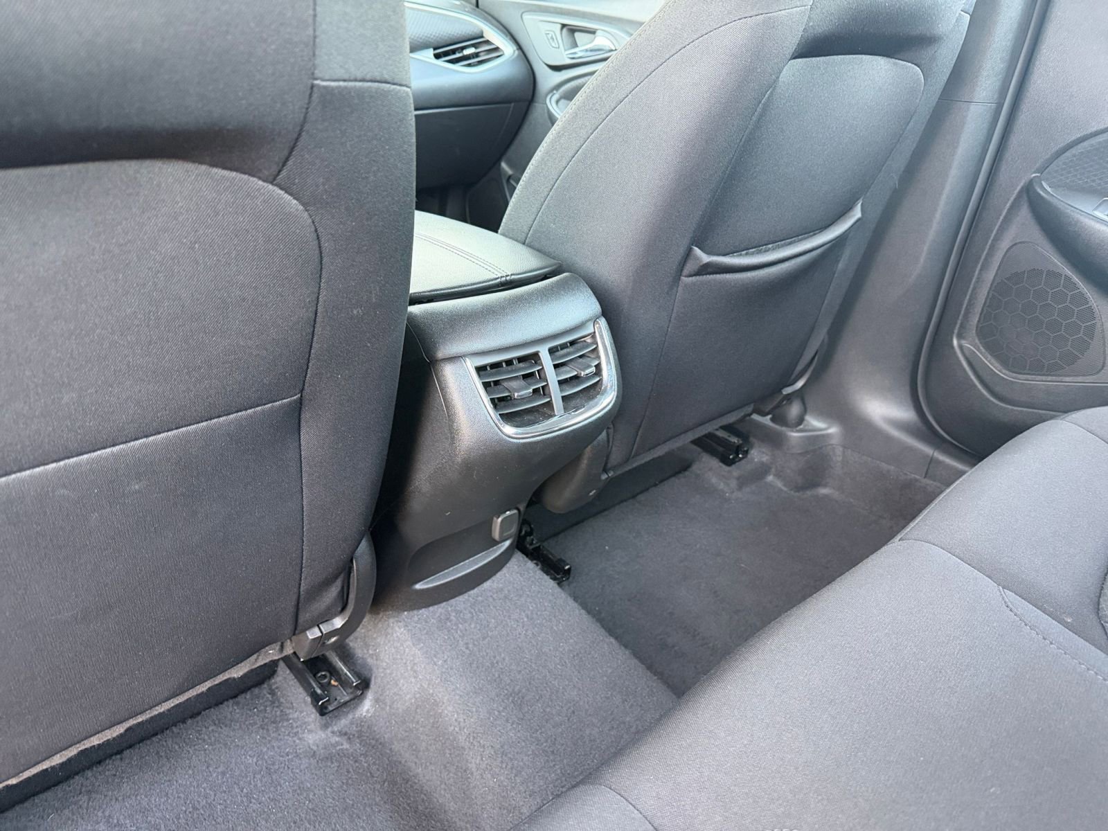 Thumbnail: 2024 Chevrolet Malibu - 23