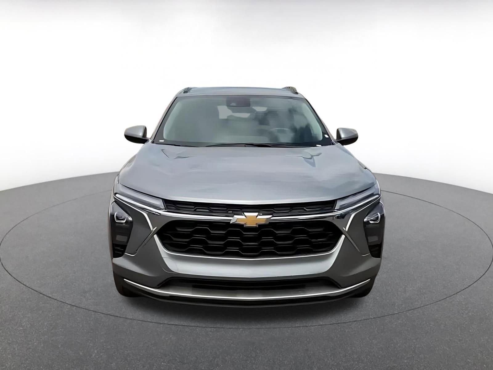 Thumbnail: 2025 Chevrolet Trax - 4