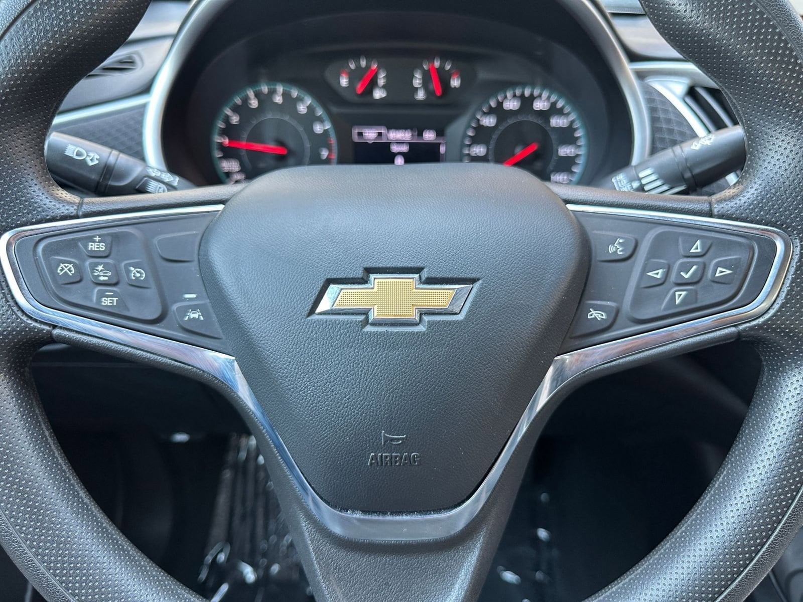 Thumbnail: 2023 Chevrolet Malibu - 28