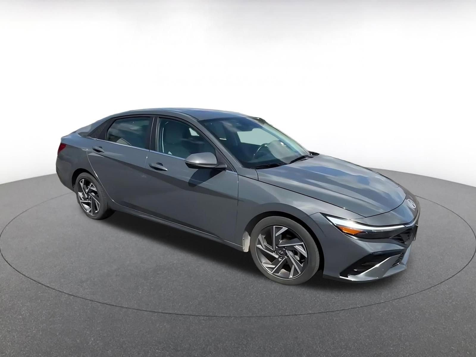 Thumbnail: 2025 Hyundai Elantra - 2