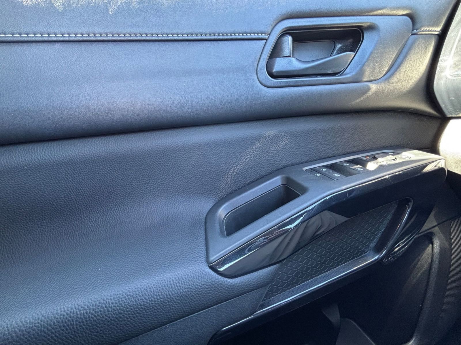 Thumbnail: 2025 Nissan Pathfinder - 21