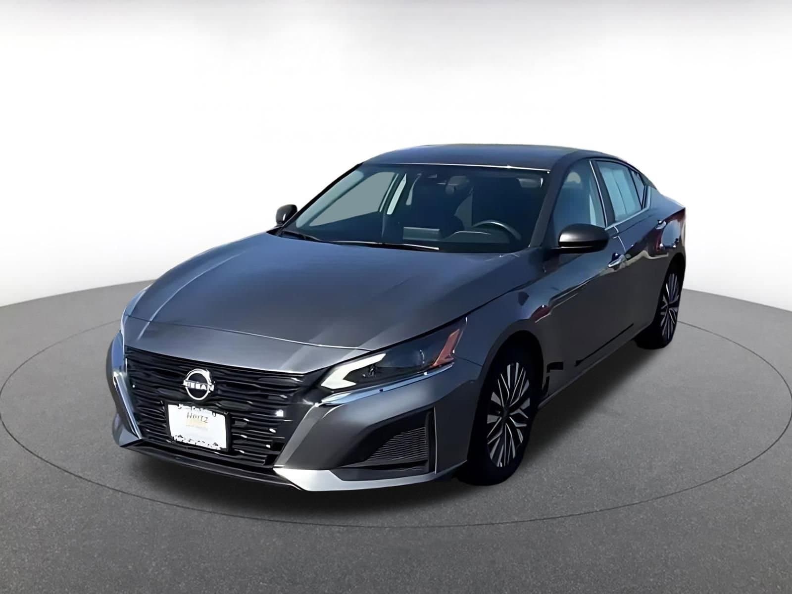 Thumbnail: 2025 Nissan Altima - 7