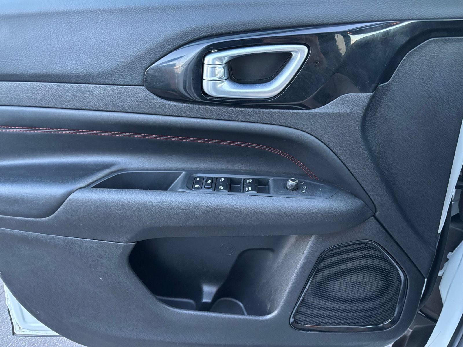 Thumbnail: 2025 Jeep Compass - 18