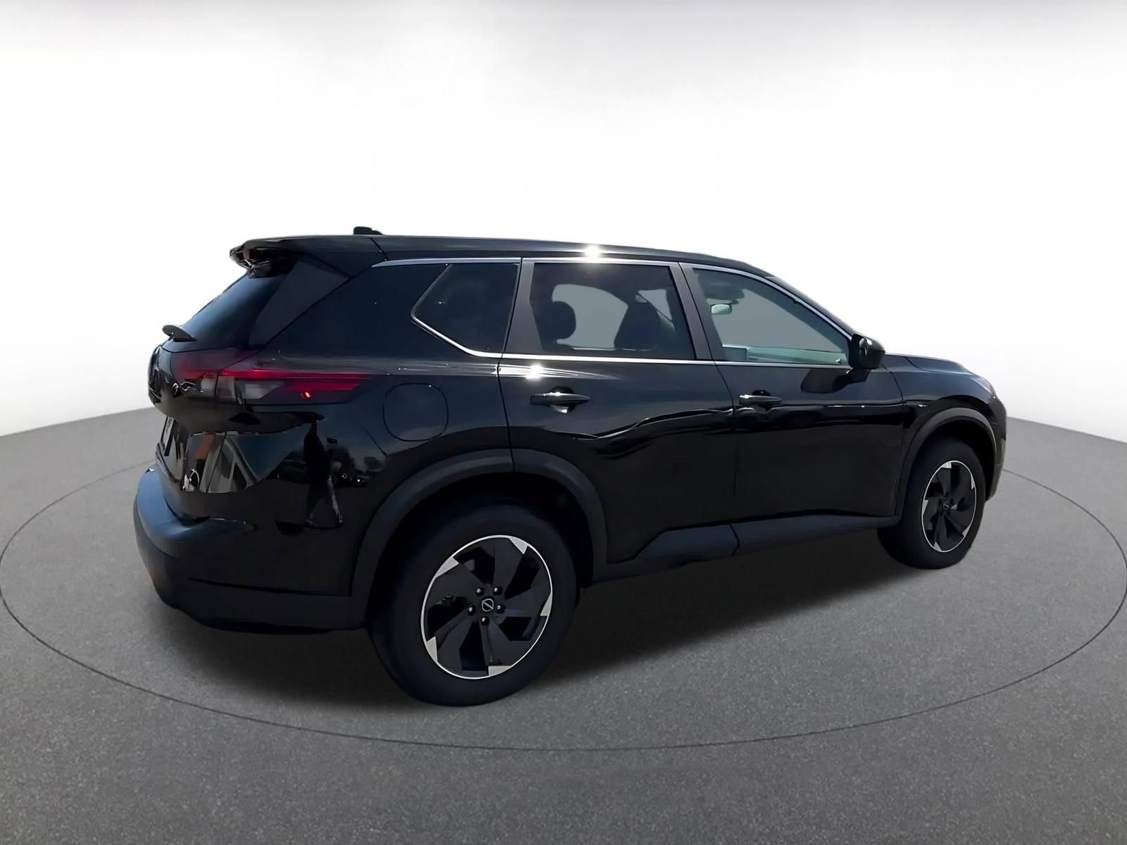 Thumbnail: 2025 Nissan Rogue - 15