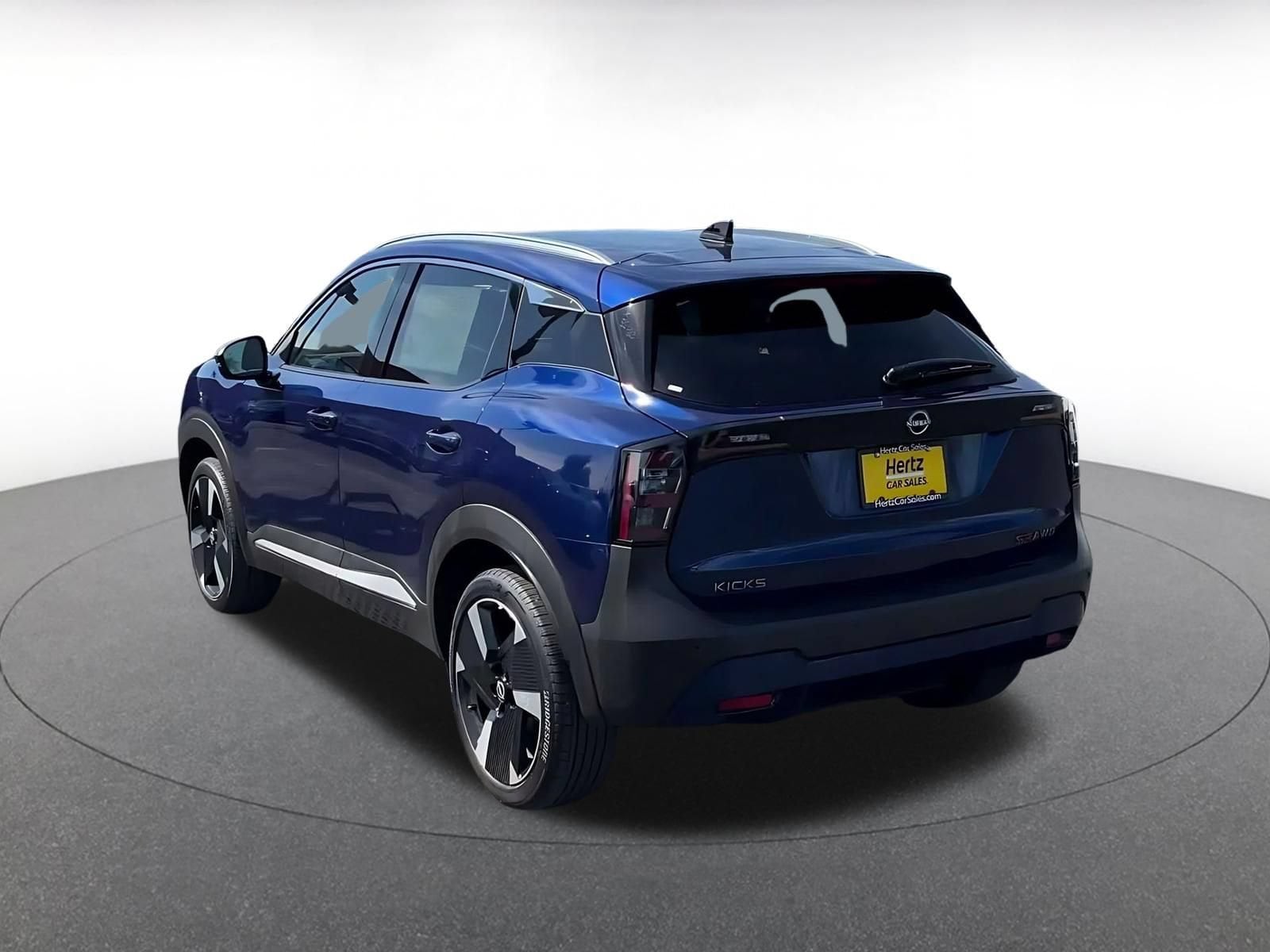 Thumbnail: 2026 Nissan Kicks - 10