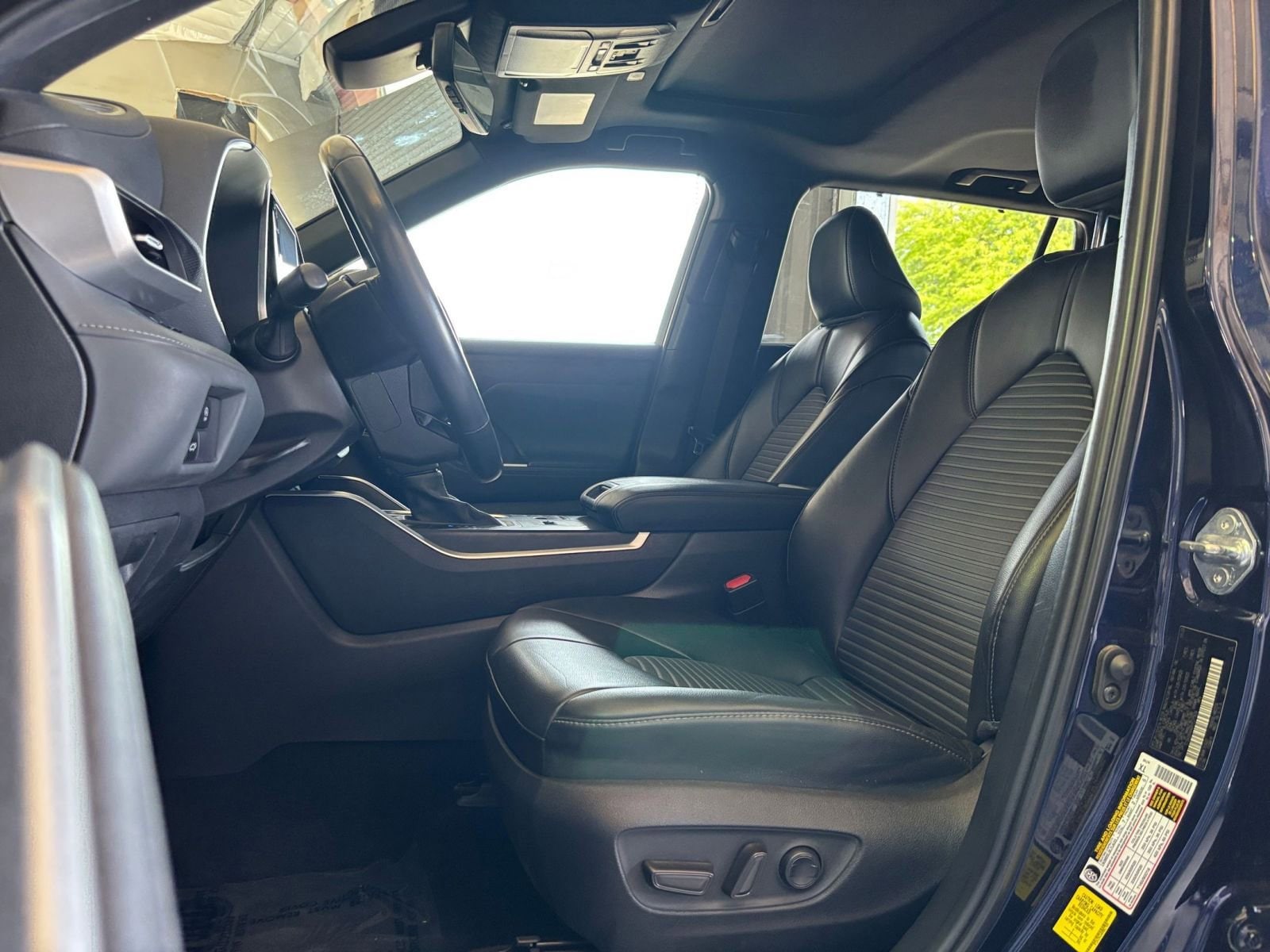 Thumbnail: 2024 Toyota Highlander - 28