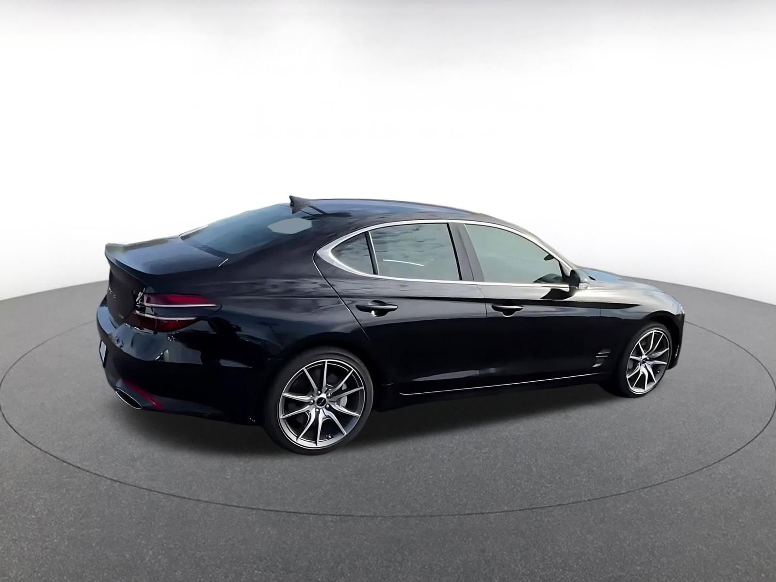 Thumbnail: 2025 Genesis G70 - 15