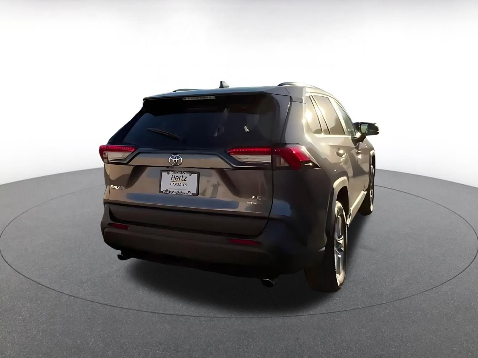 Thumbnail: 2025 Toyota RAV4 - 12