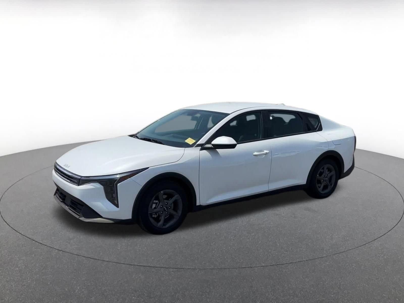 Thumbnail: 2026 Kia K4 - 8