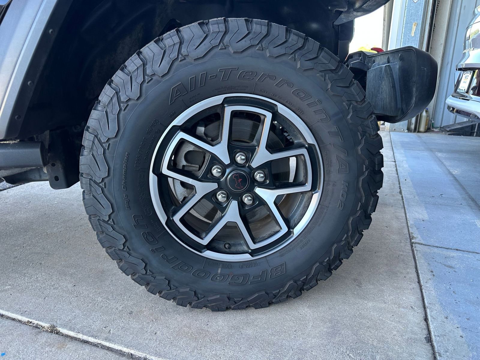 Thumbnail: 2025 Jeep Wrangler - 29