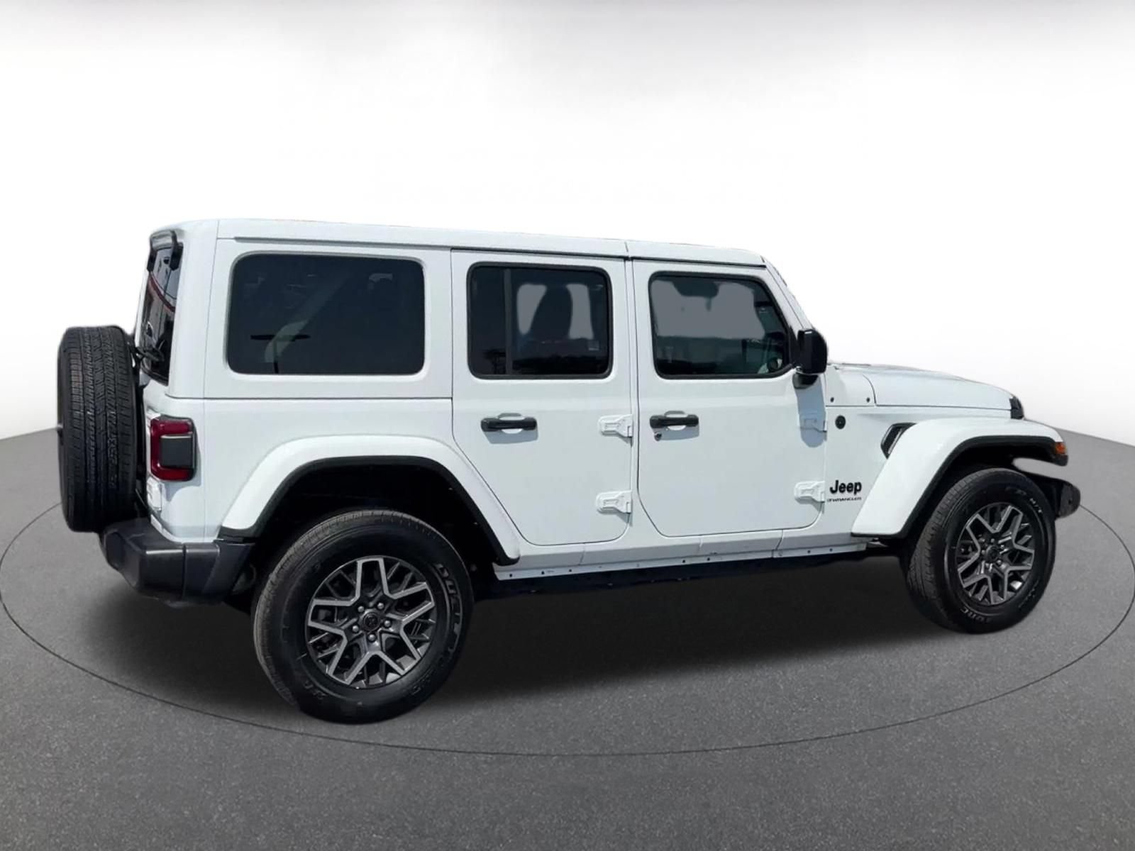 Thumbnail: 2025 Jeep Wrangler - 15