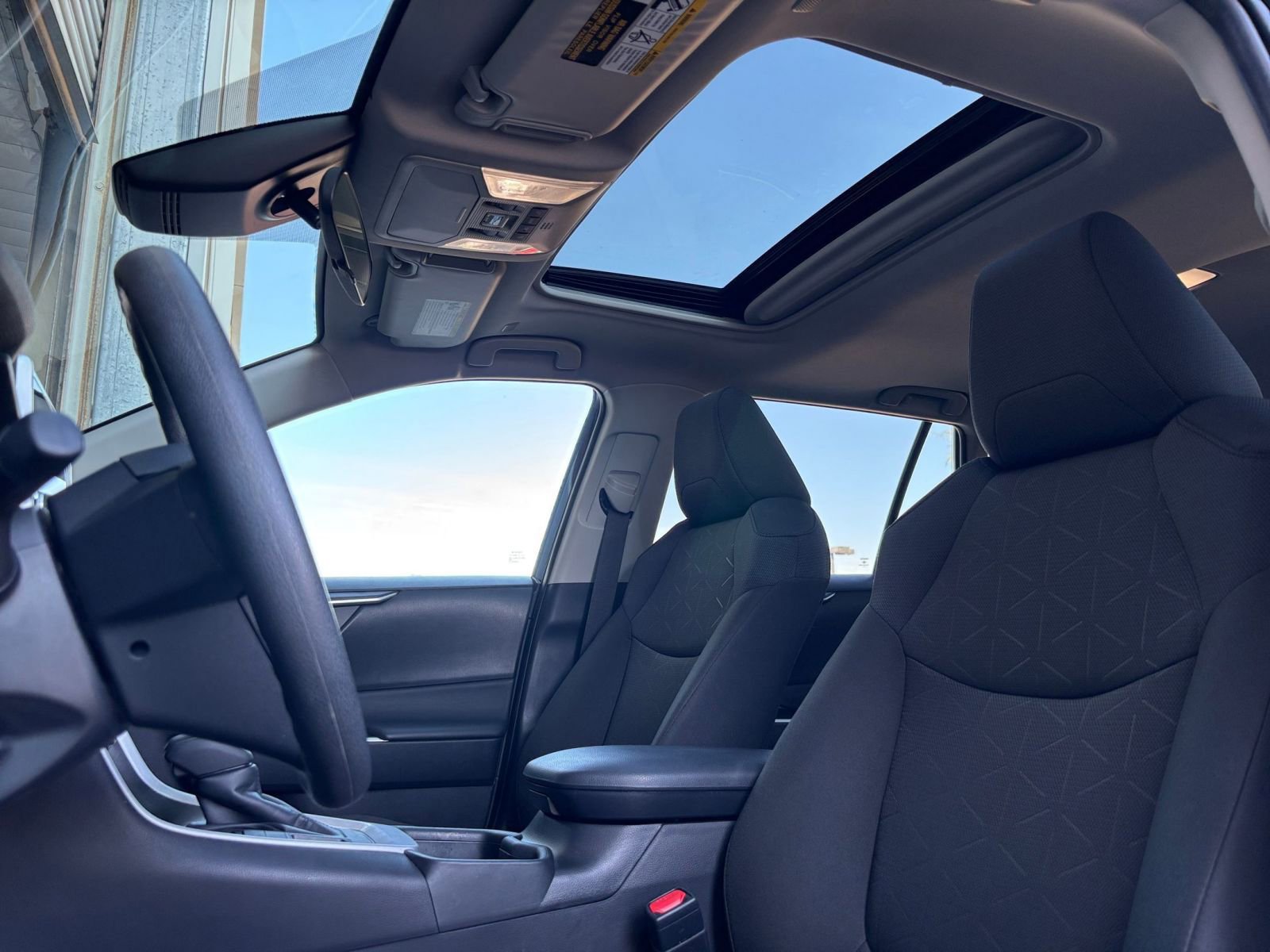 Thumbnail: 2025 Toyota RAV4 - 22