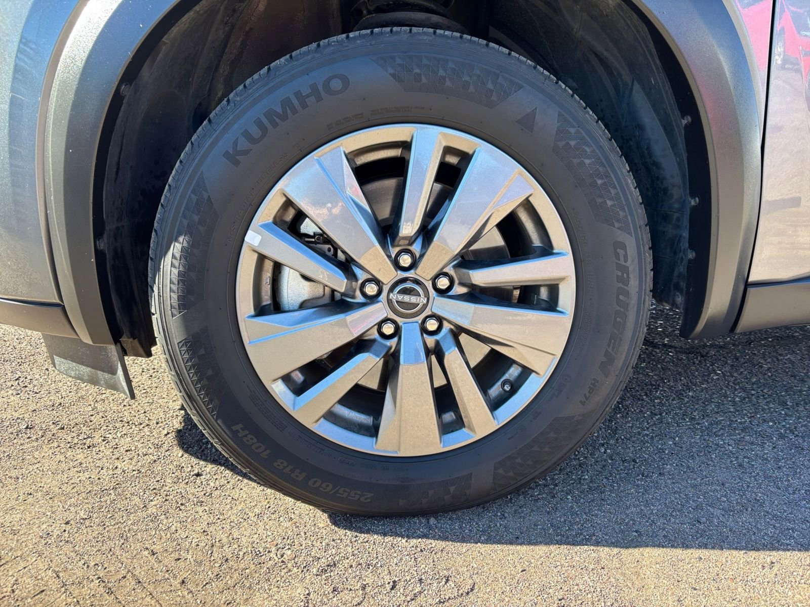 Thumbnail: 2025 Nissan Pathfinder - 32