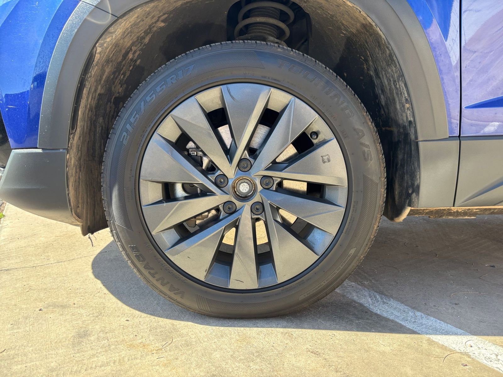 Thumbnail: 2023 Volkswagen Taos - 28