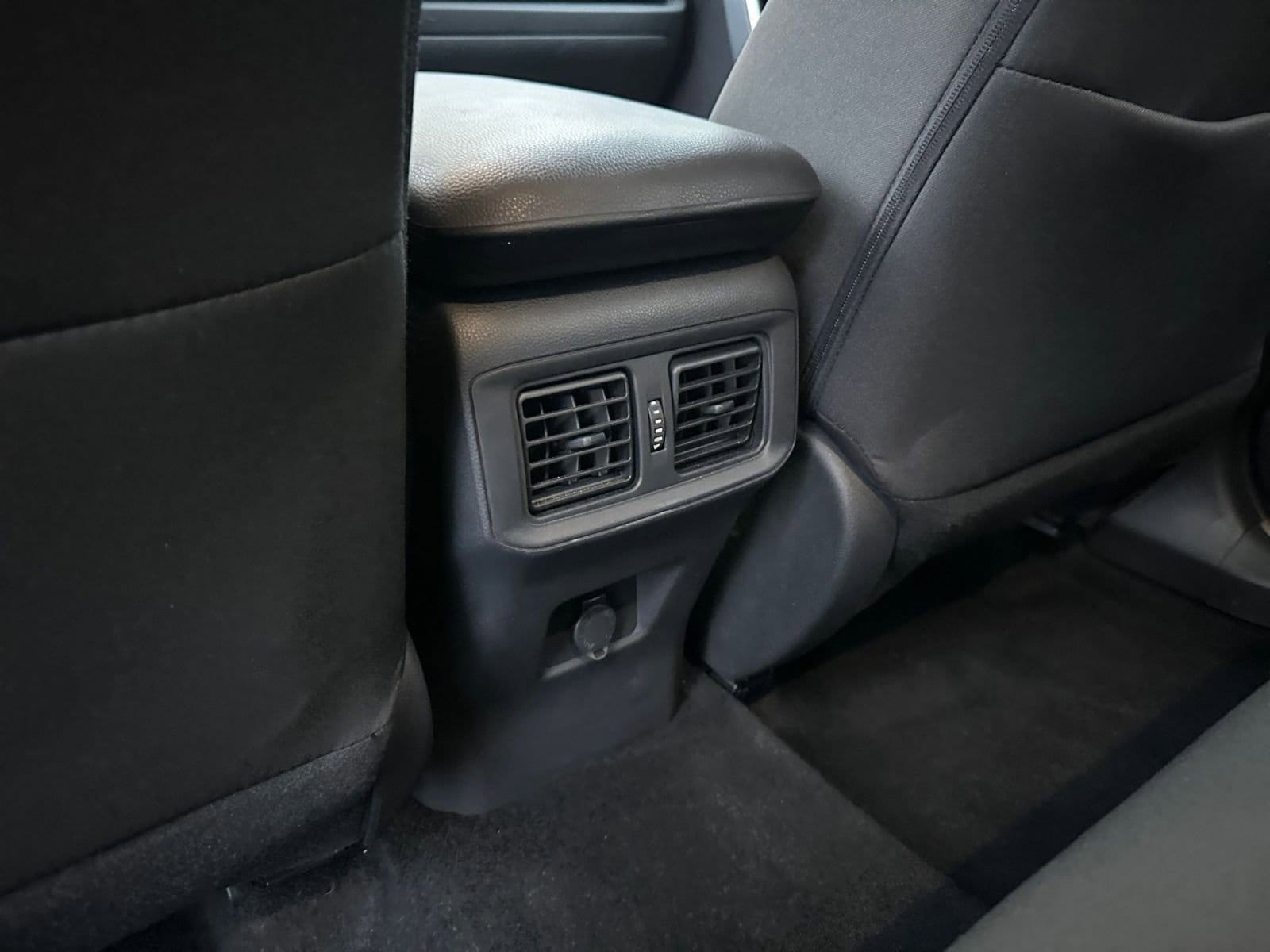 Thumbnail: 2025 Toyota RAV4 - 23