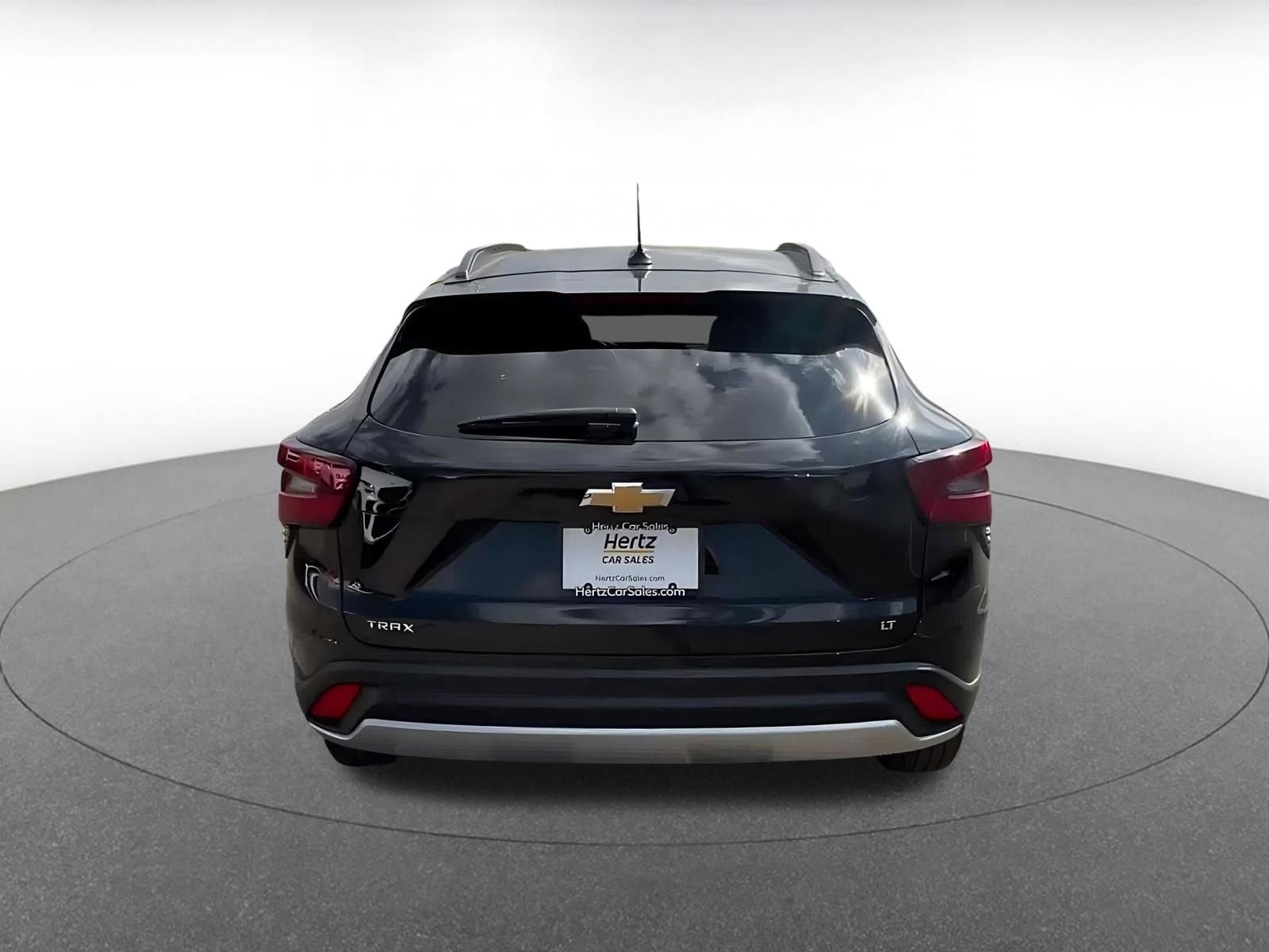 Thumbnail: 2025 Chevrolet Trax - 12