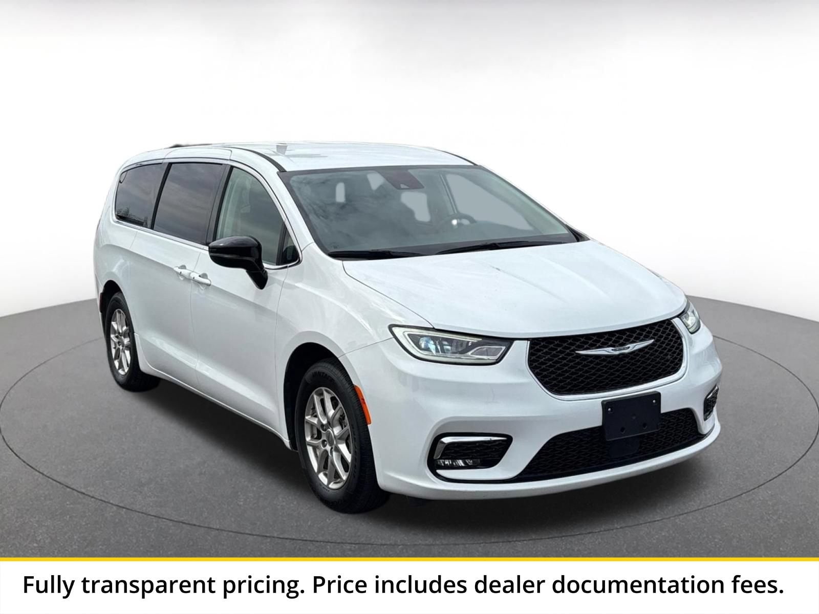Thumbnail: 2024 Chrysler Pacifica - 1