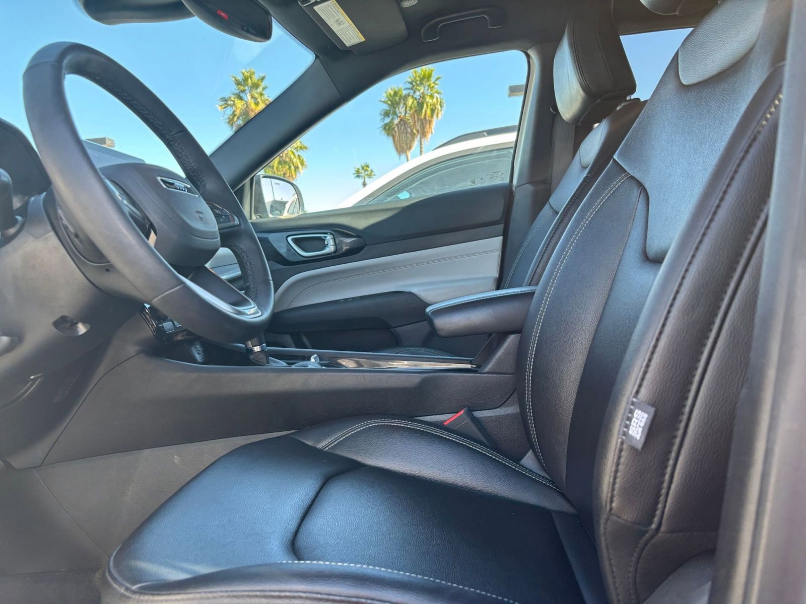 Thumbnail: 2025 Jeep Compass - 28