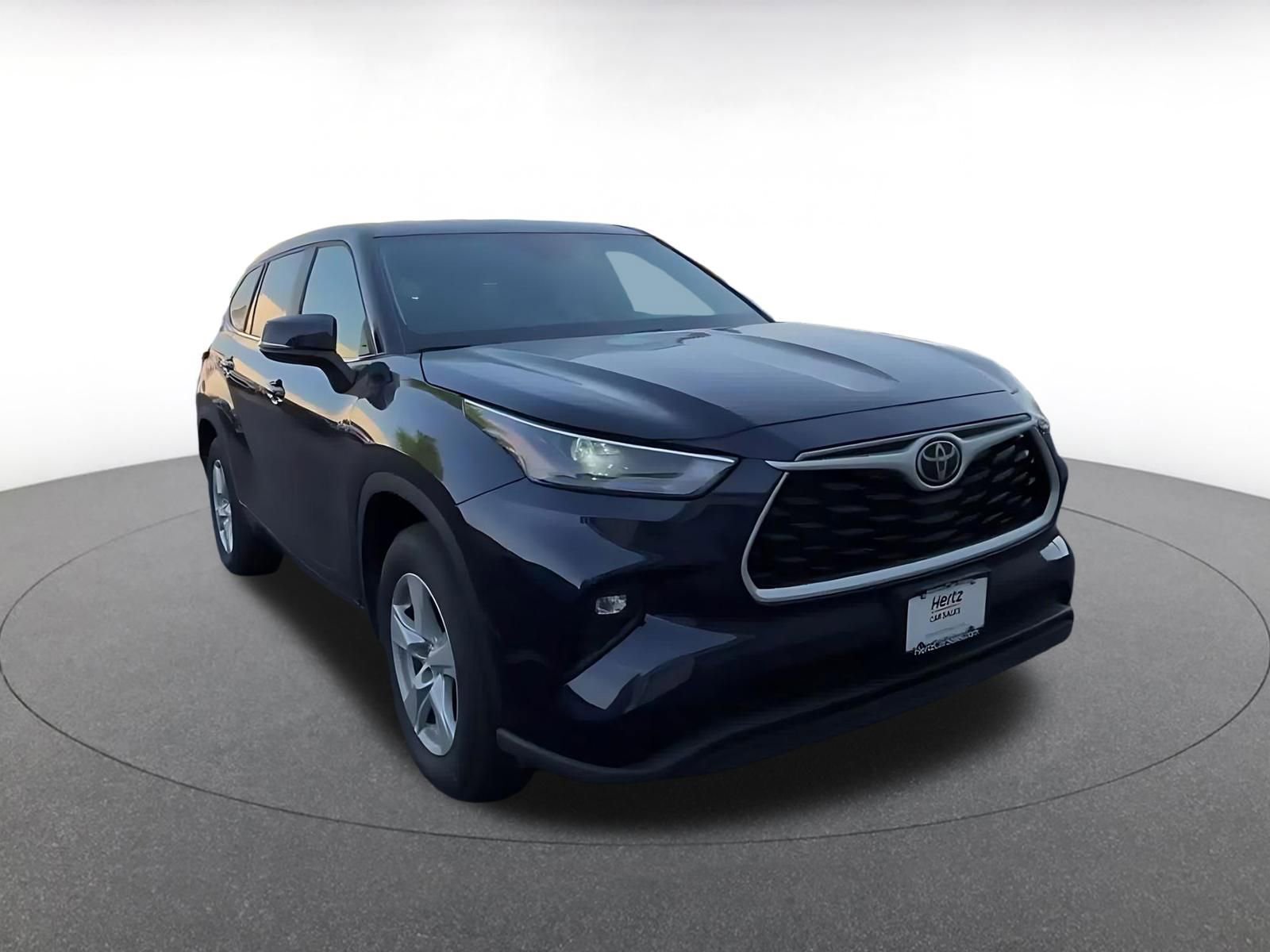 Thumbnail: 2025 Toyota Highlander - 3