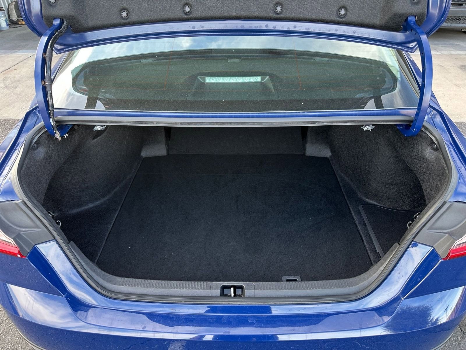 Thumbnail: 2025 Toyota Camry - 30