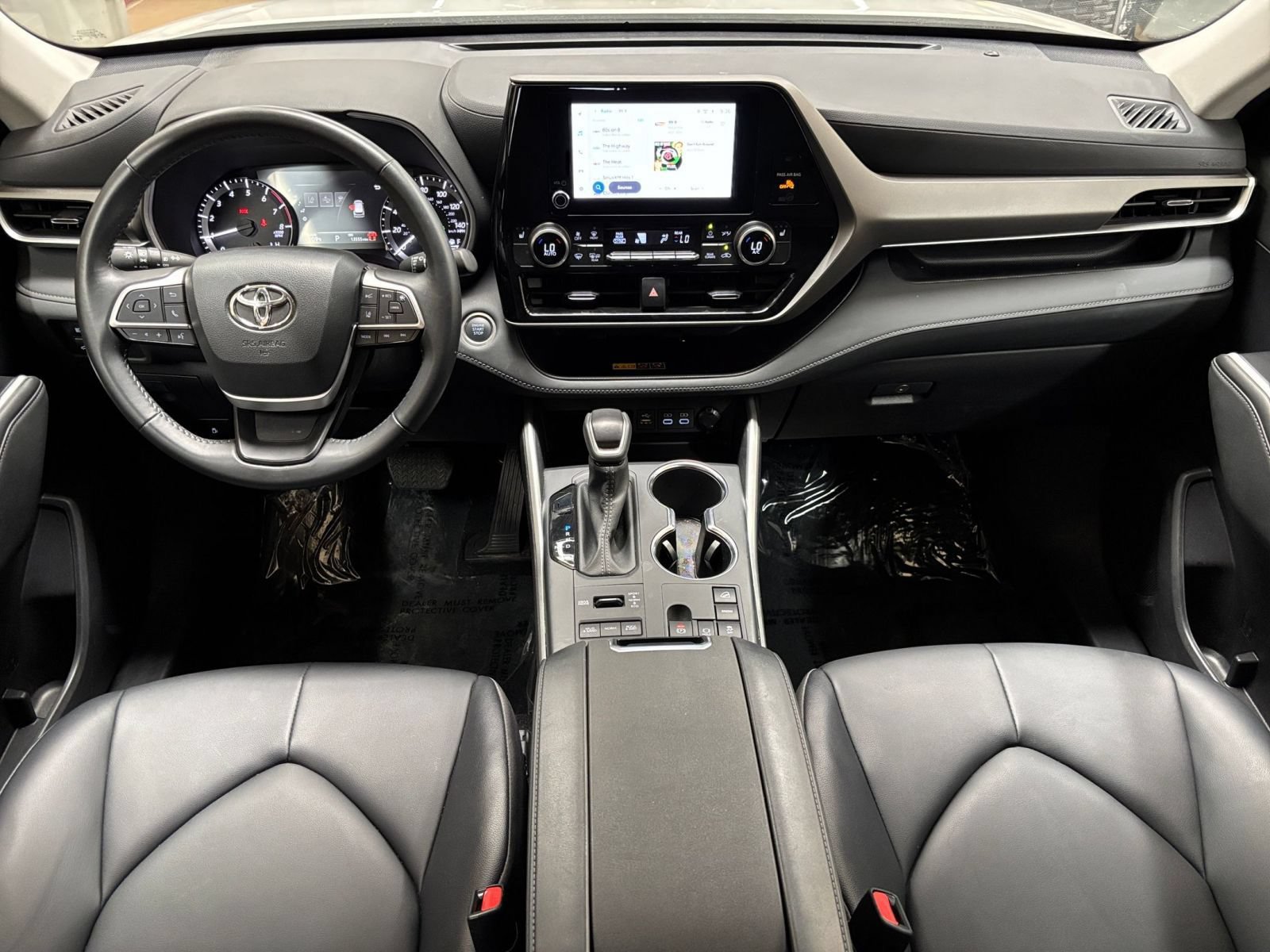 Thumbnail: 2026 Toyota Highlander - 35
