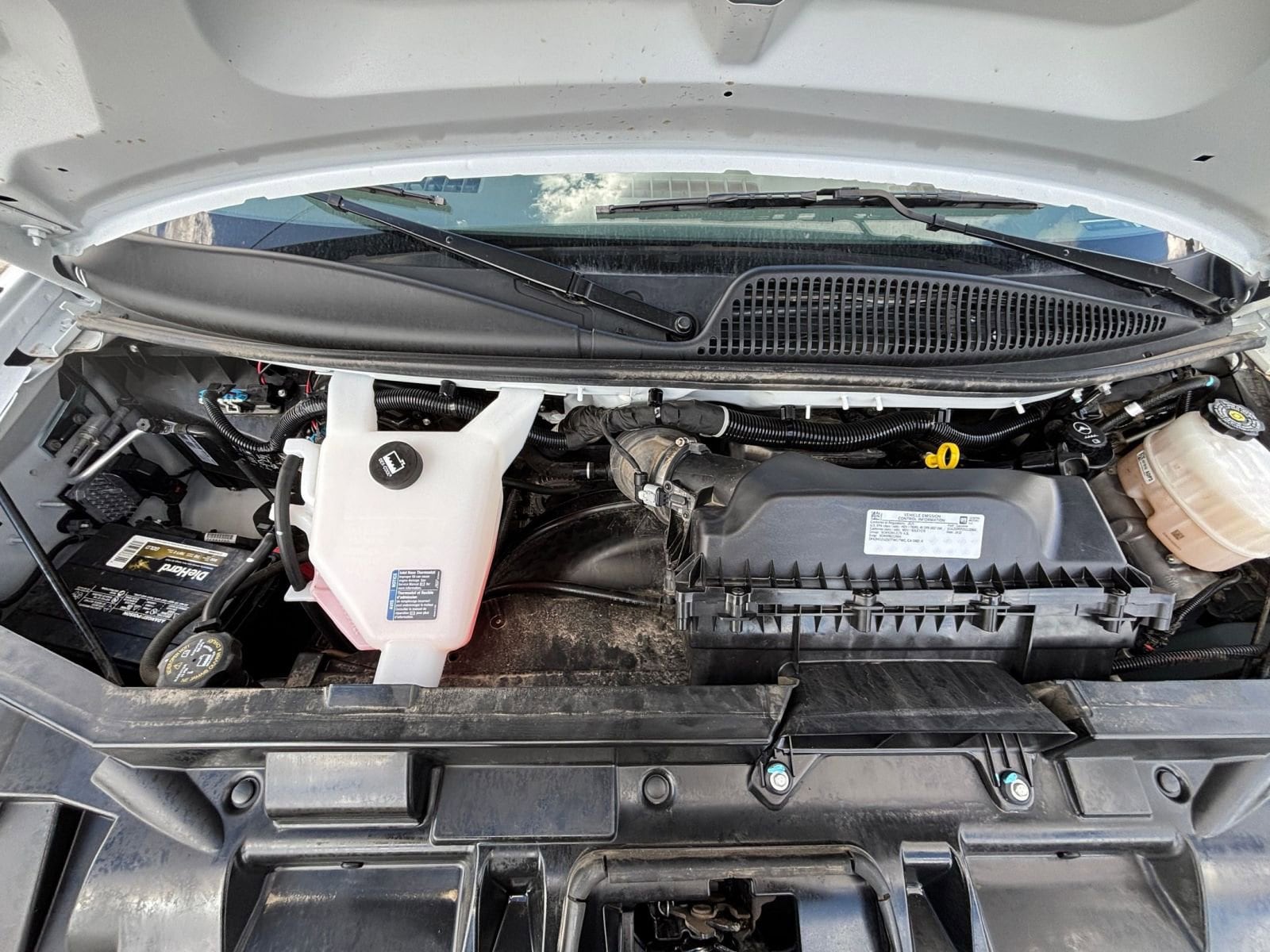 Thumbnail: 2025 Chevrolet Express - 32