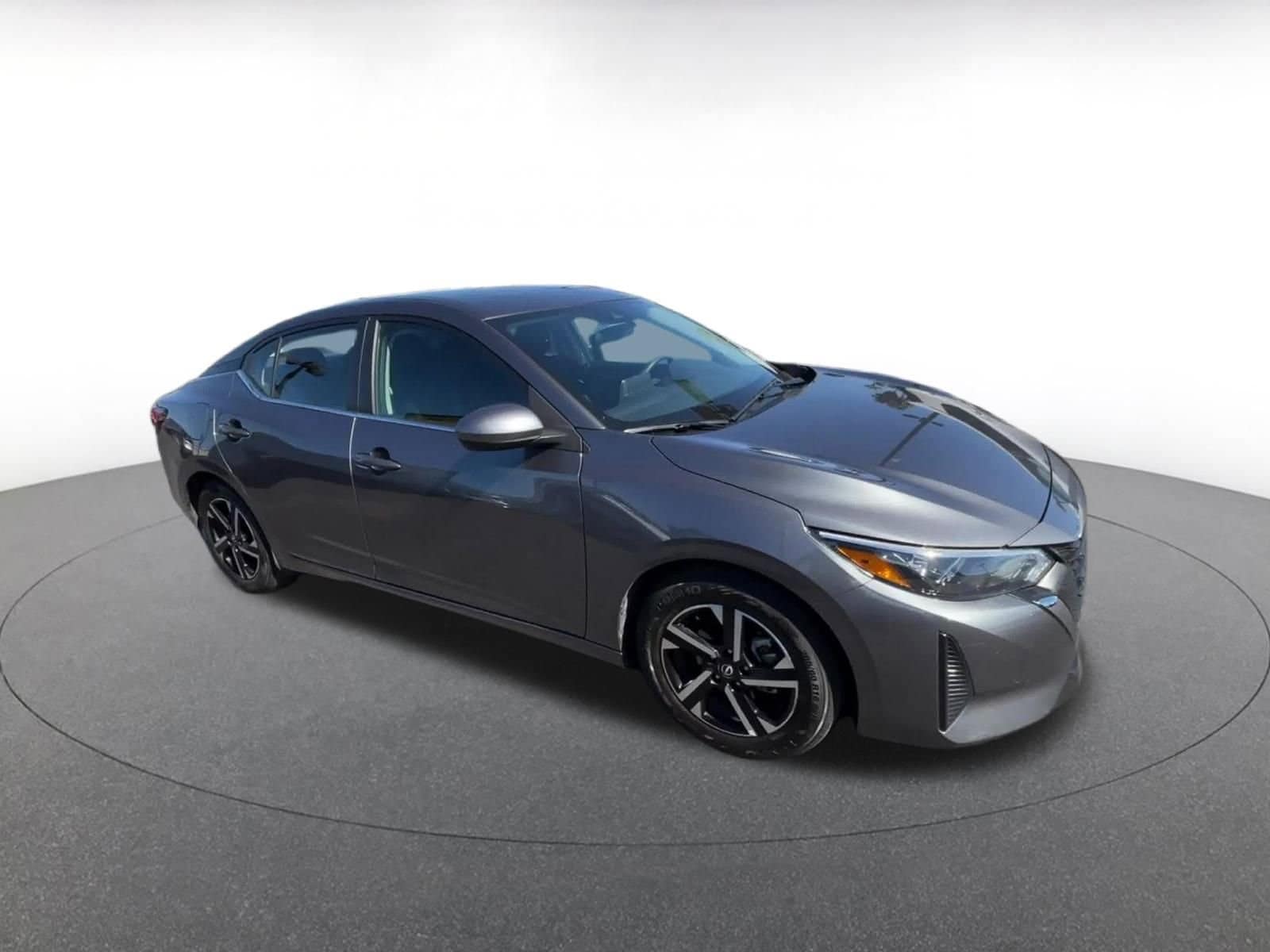 Thumbnail: 2025 Nissan Sentra - 2