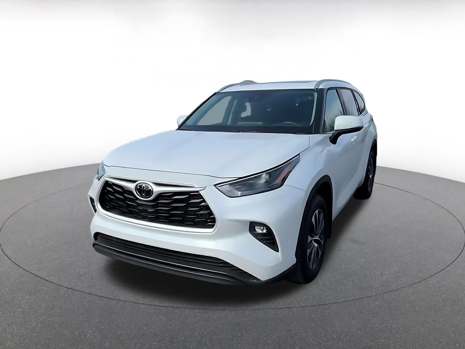 Thumbnail: 2026 Toyota Highlander - 6