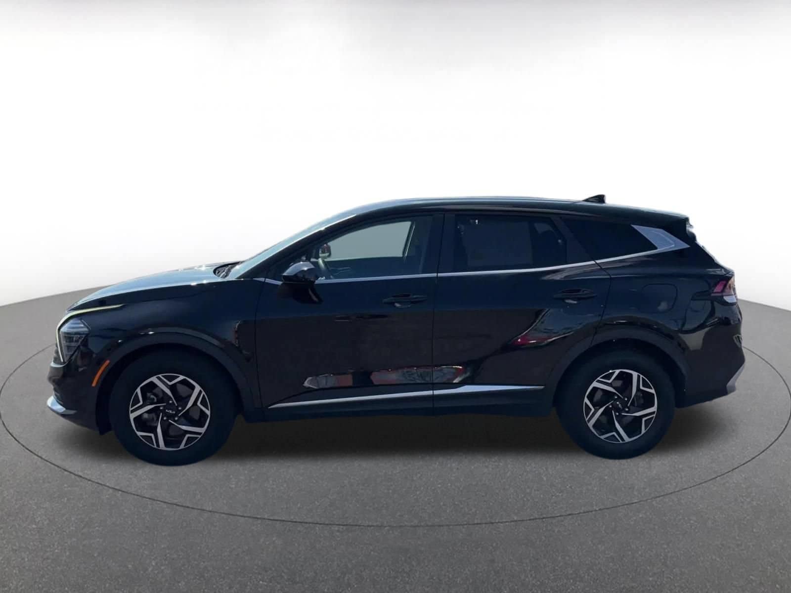 Thumbnail: 2025 Kia Sportage - 8