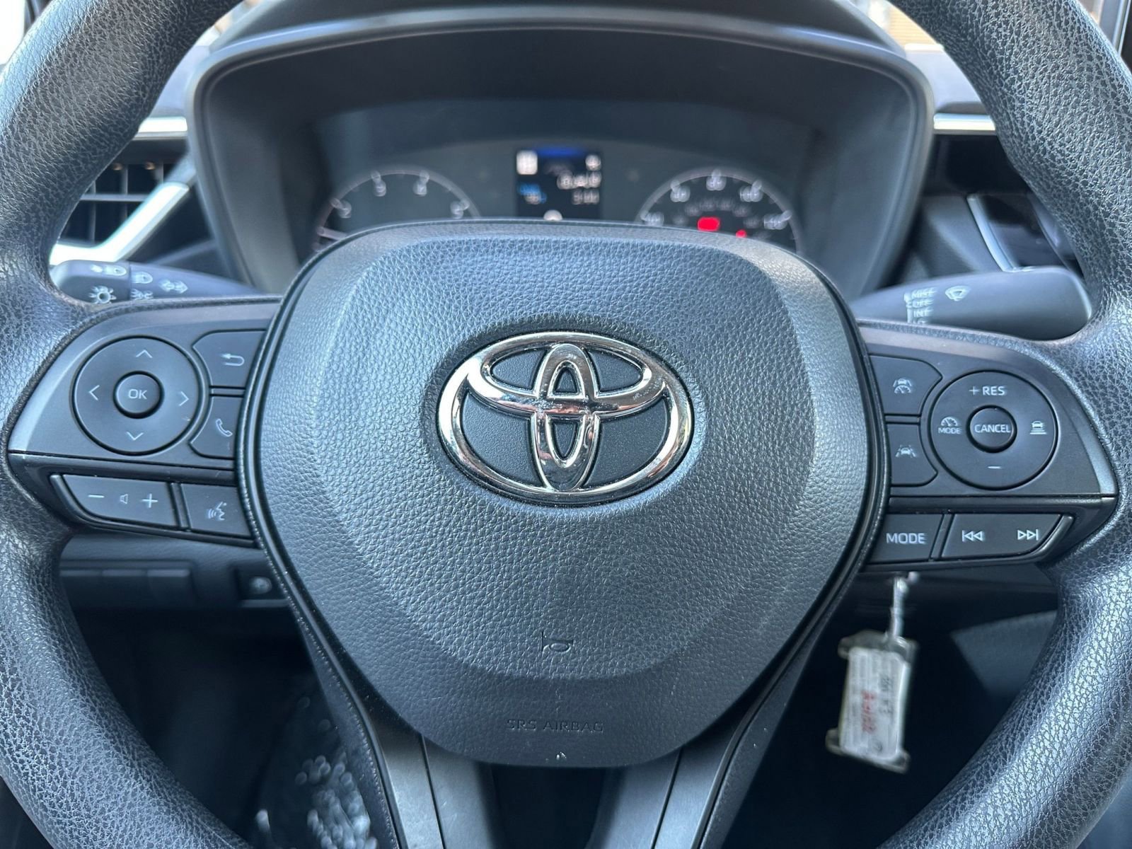 Thumbnail: 2025 Toyota Corolla - 25