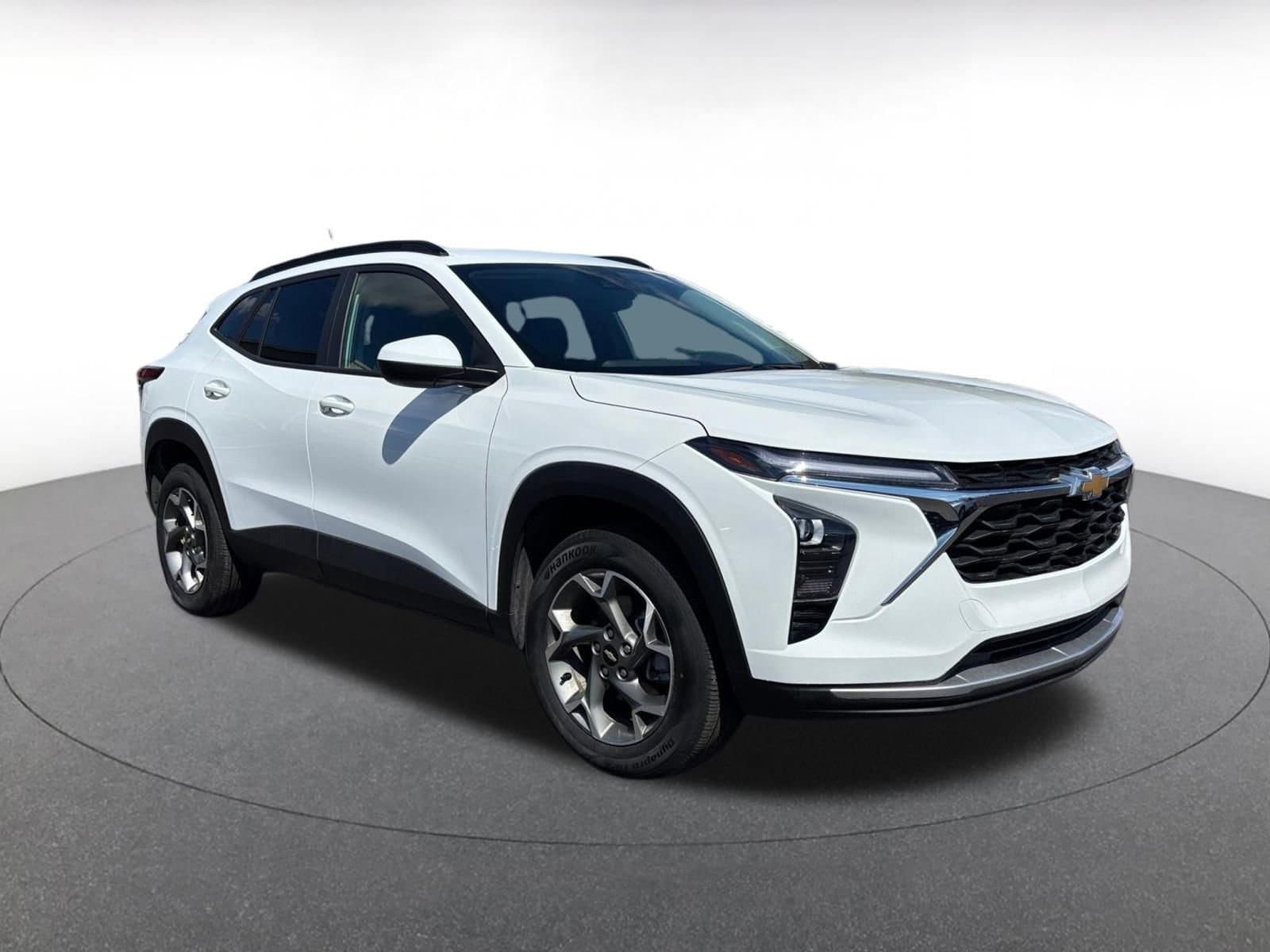 Thumbnail: 2025 Chevrolet Trax - 1