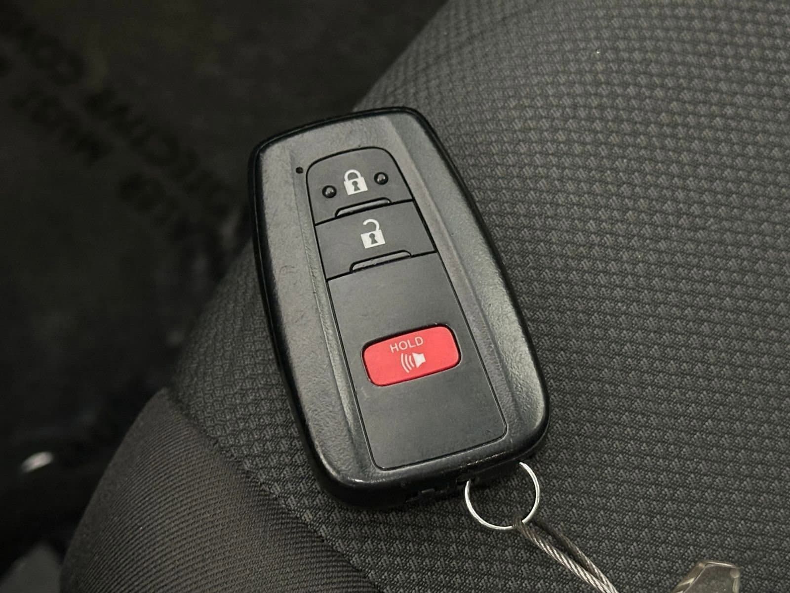 Thumbnail: 2025 Toyota RAV4 - 22