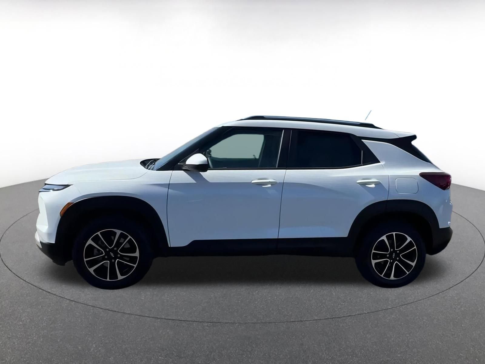 Thumbnail: 2025 Chevrolet TrailBlazer - 9