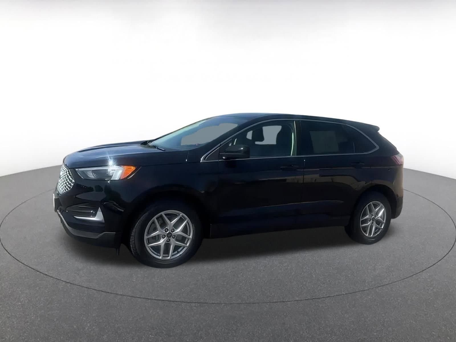 Thumbnail: 2024 Ford Edge - 8