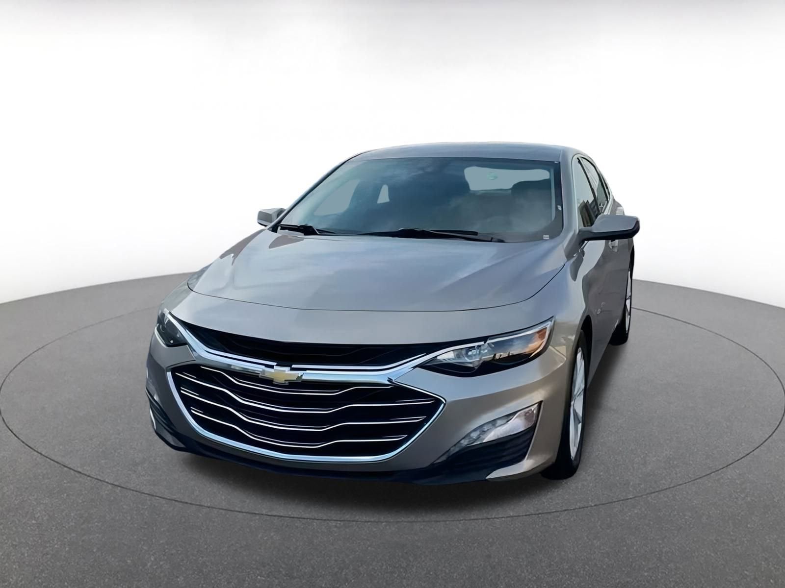 Thumbnail: 2023 Chevrolet Malibu - 7