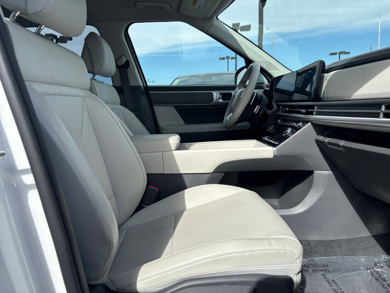 Thumbnail: 2025 Hyundai Santa Fe - 28