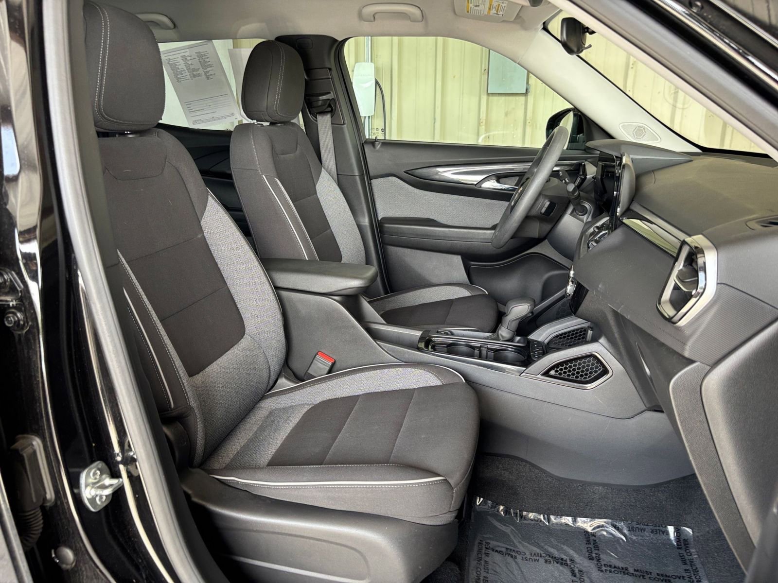 Thumbnail: 2025 Chevrolet TrailBlazer - 35