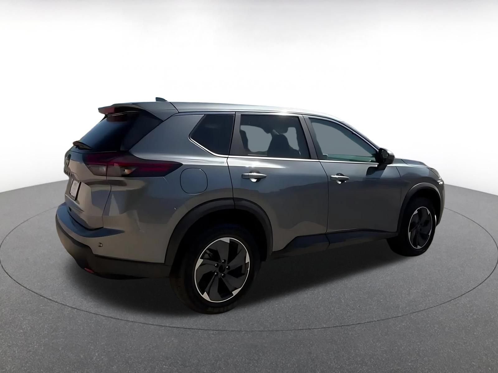 Thumbnail: 2025 Nissan Rogue - 15