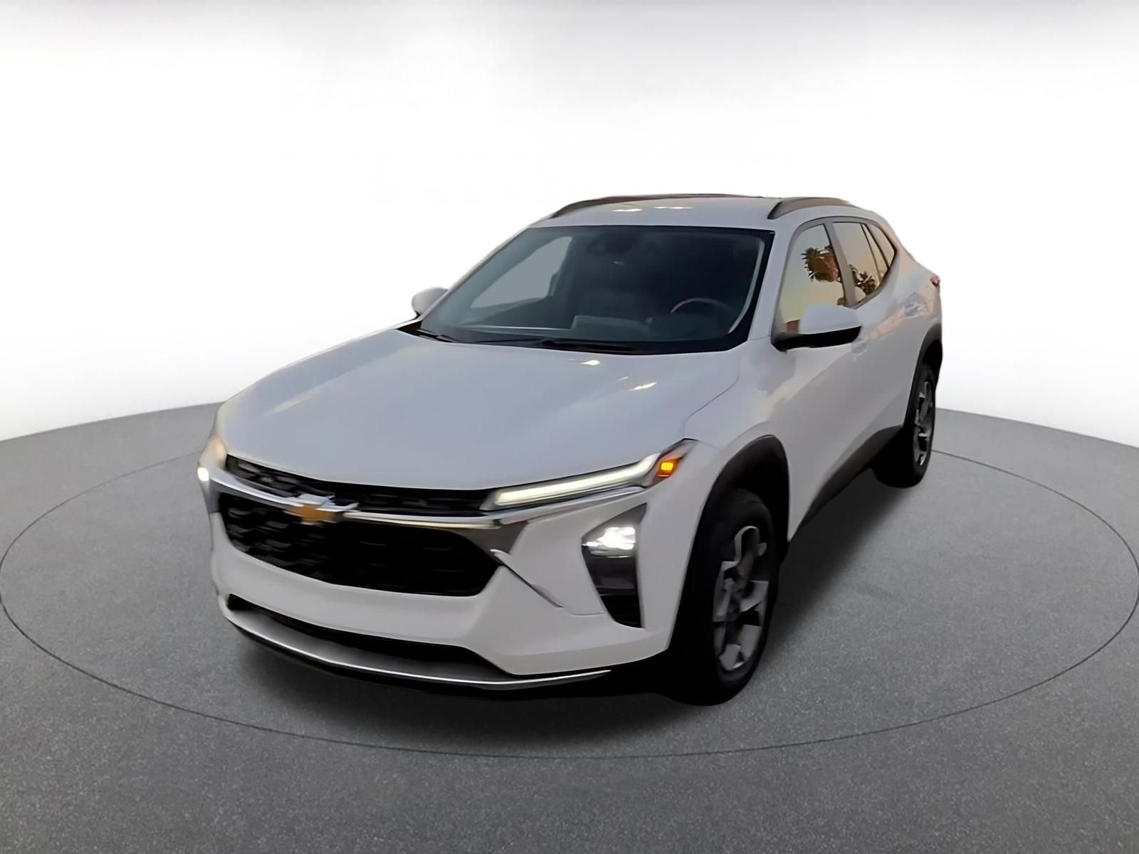 Thumbnail: 2025 Chevrolet Trax - 7