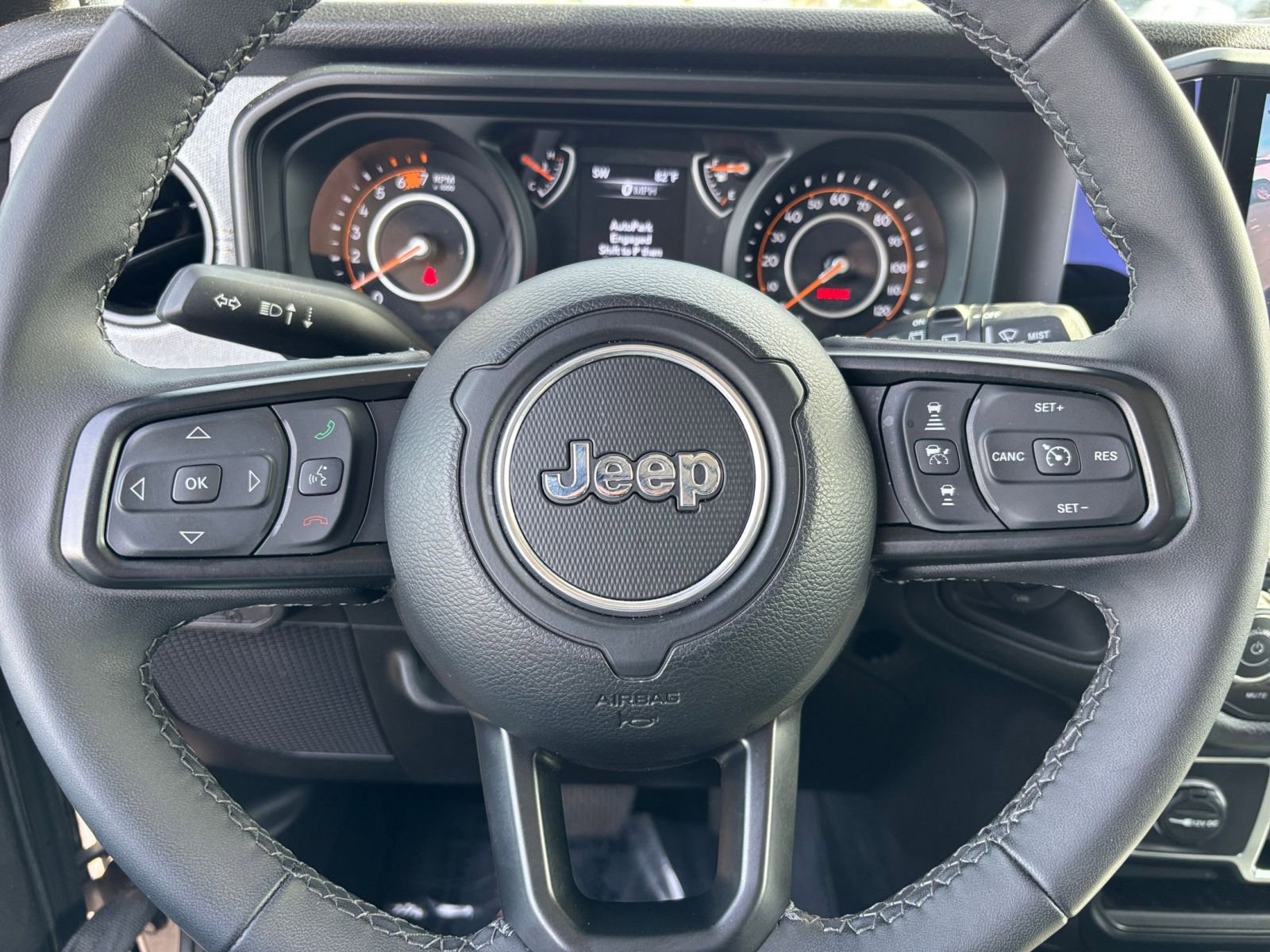 Thumbnail: 2025 Jeep Wrangler - 28