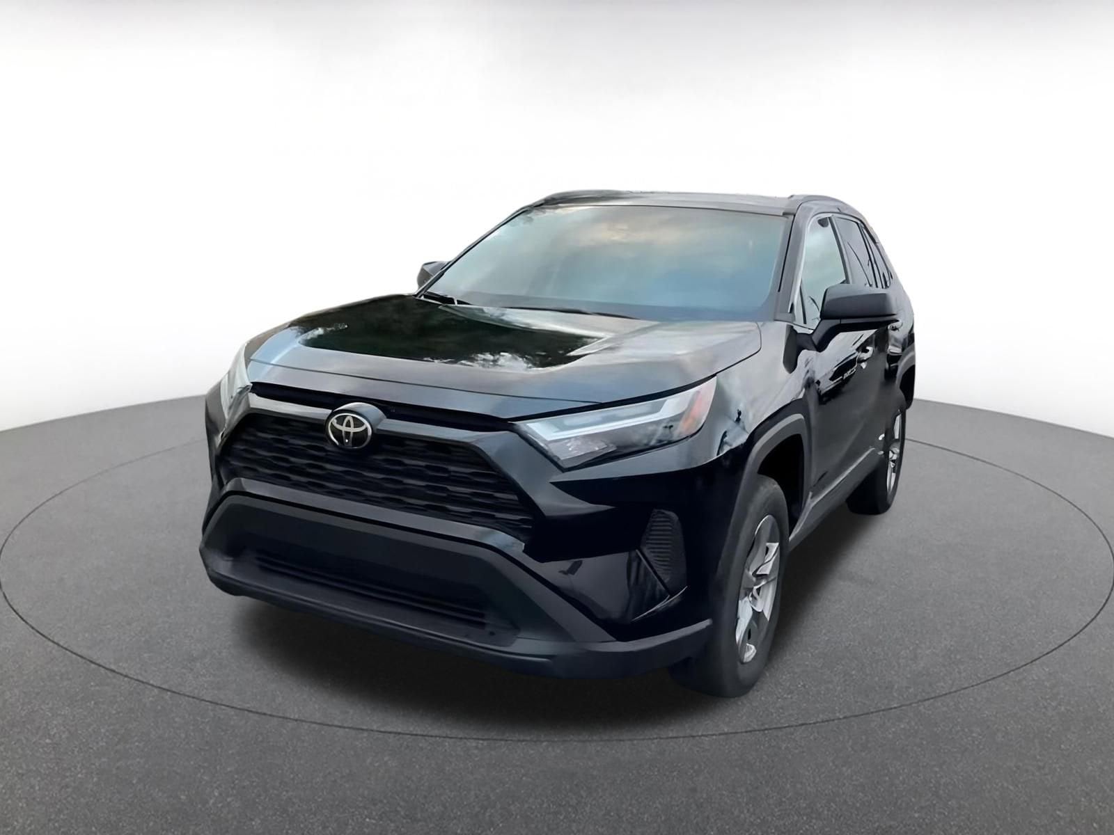 Thumbnail: 2025 Toyota RAV4 - 7