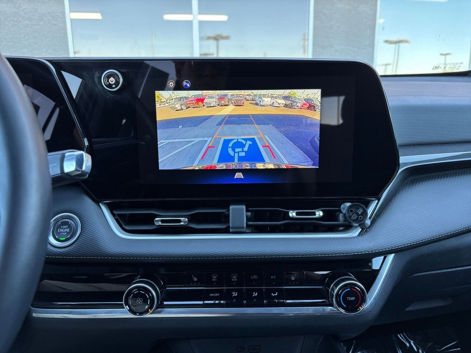 Thumbnail: 2025 Chevrolet Equinox - 18