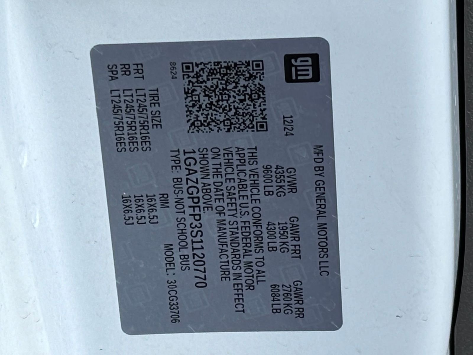 Thumbnail: 2025 Chevrolet Express - 29